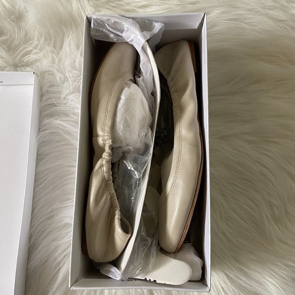 Calvin Klein ivory leather flats, 9 - Picture 5 of 6